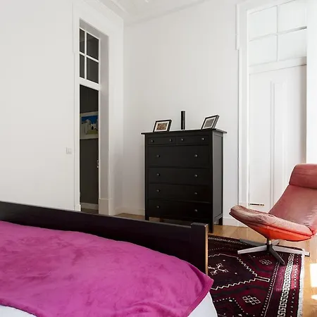 Downtown Delight I | Rentexperience * Lisboa